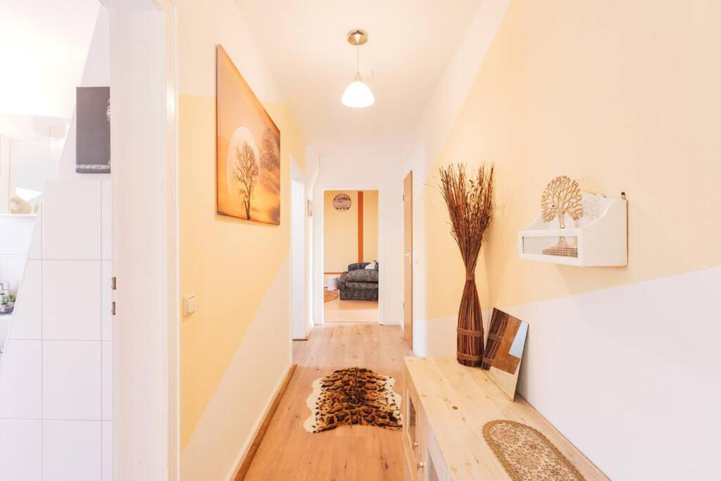 - 3-Bedroom Apartment Luxury: Central & Spacious In Duisburg & Big Tv And Kitchen - Buitenkant foto